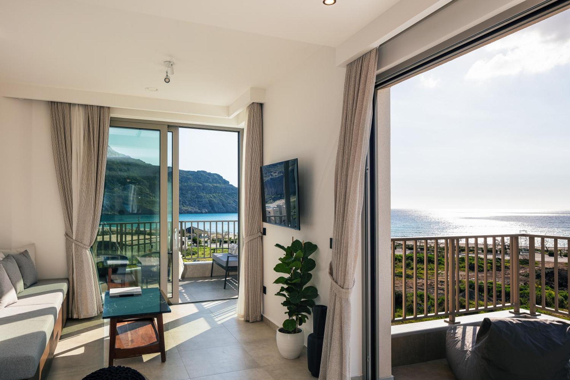 Ririka Beach Living, New Feel-At-Home Luxury Suites Plakias Exterior photo