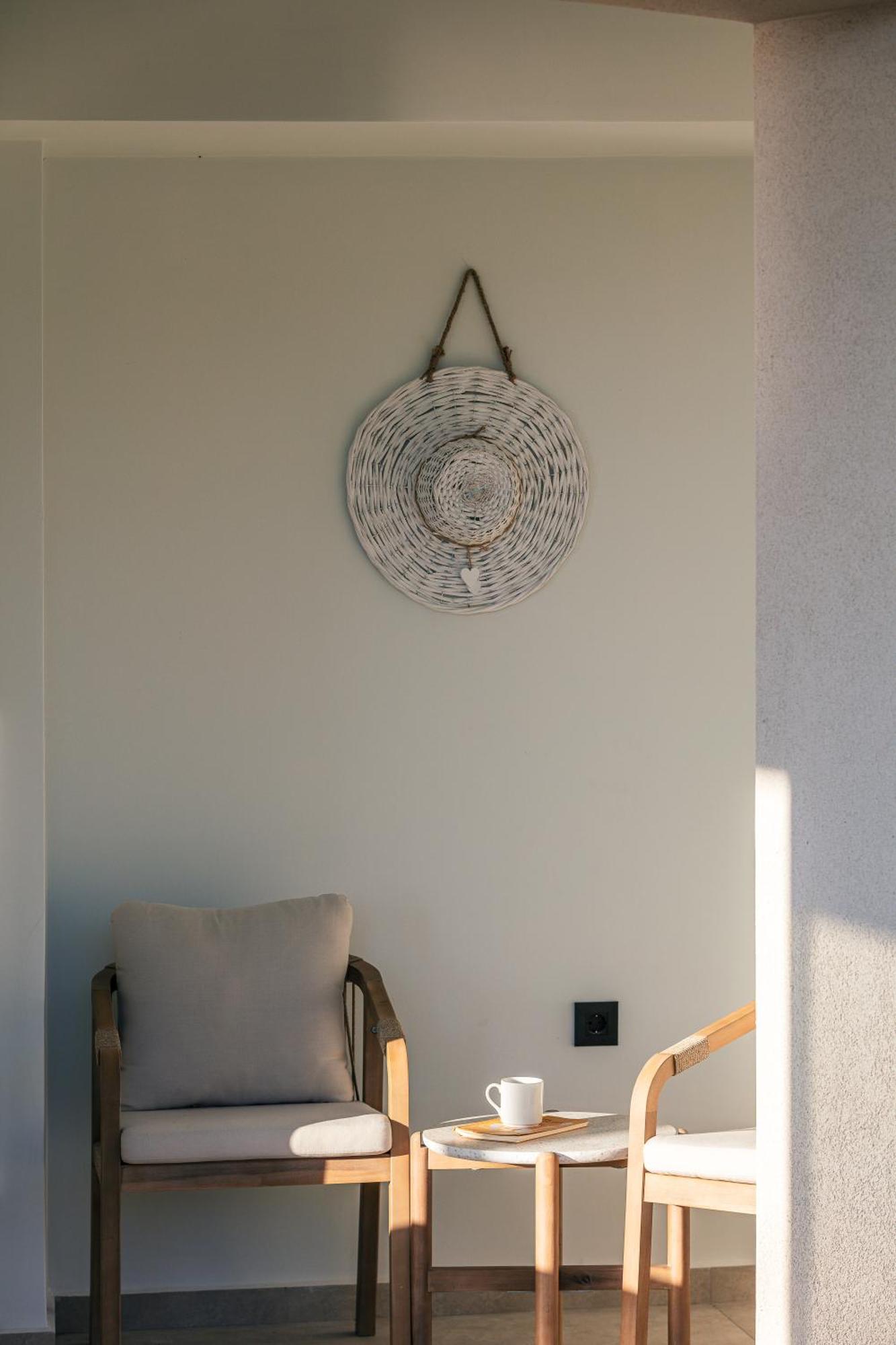 Ririka Beach Living, New Feel-At-Home Luxury Suites Plakias Exterior photo